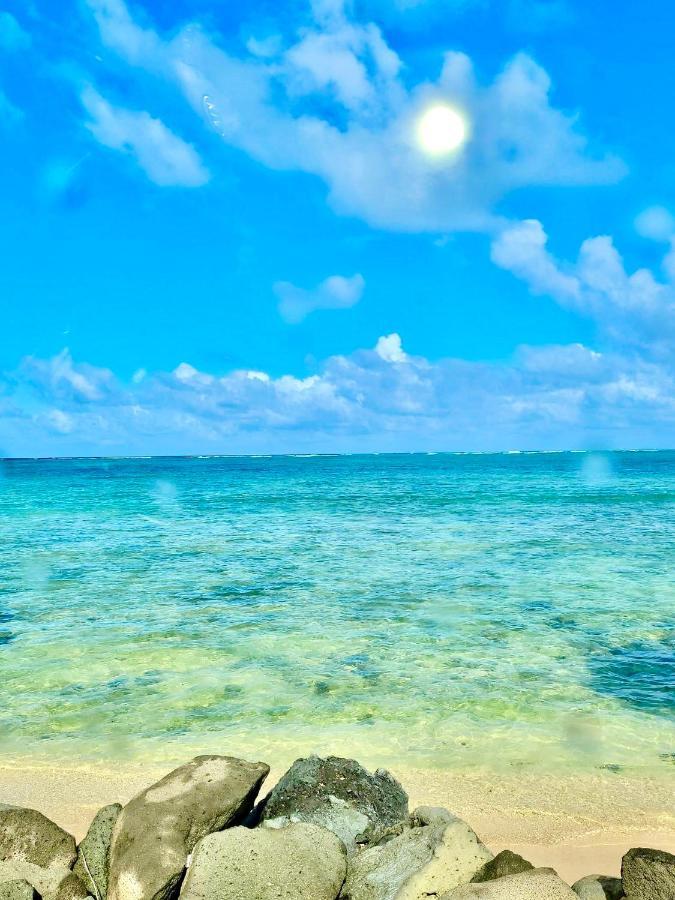Breezy Beachfront Bali-Style Haven 180 Degree Oceanview Hau'ula Exterior photo